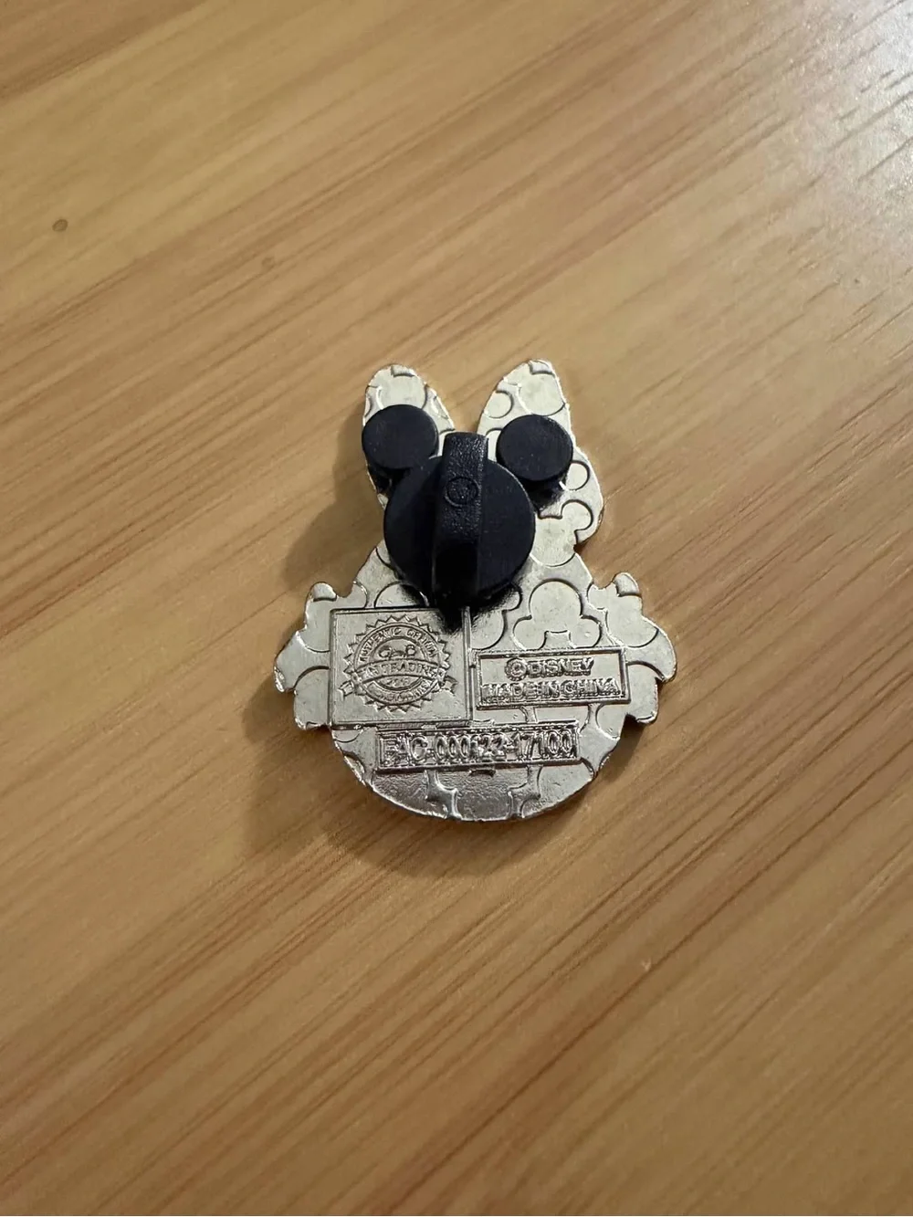 Disney Alice in Wonderland White Rabbit Enamel Pin